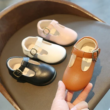 Обувь для маленьких девочек Корейские Девочки Принцесса из искусственной кожи, Дышащая Резиновая Танцевальная Черная обувь на плоской подошве, Детская Обувь для малышей Изображение