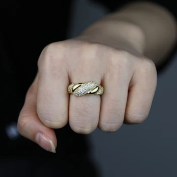 Кольца с фианитом нового дизайна, с покрытием из 5A кубического циркония, металлическое кольцо с золотым покрытием для женщин, модные украшения для подарков на вечеринку Изображение